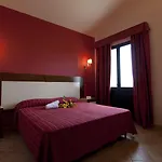 ホテル Baglio Basile - Cdshotels ペトロジーノ